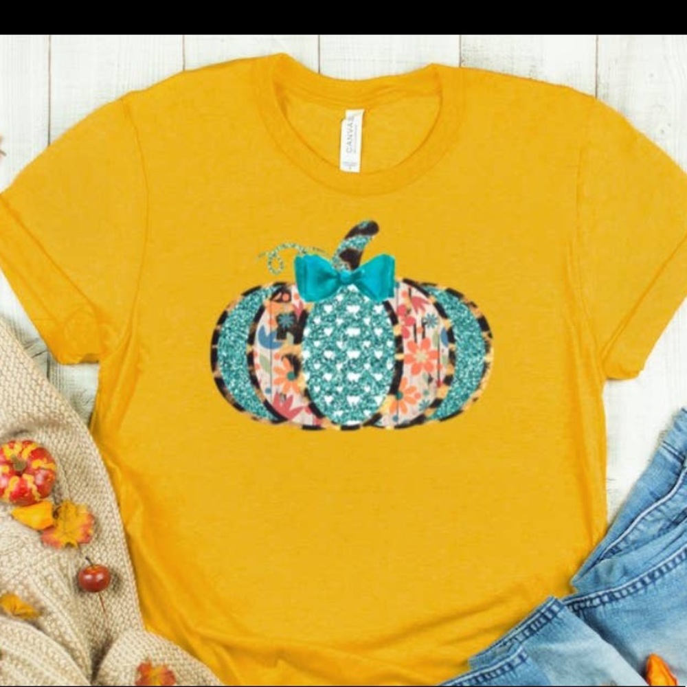 Turquoise pumpkin tee